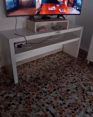 porta TV 