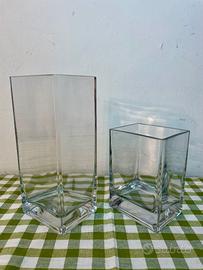 Coppia di vasi in vetro