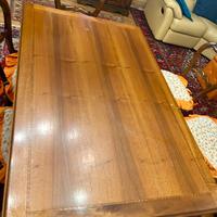 Tavolo in legno massello con 6 sedie