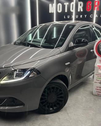 Lancia Ypsilon 1.0 FireFly 5 porte S&S Hybrid Ecoc