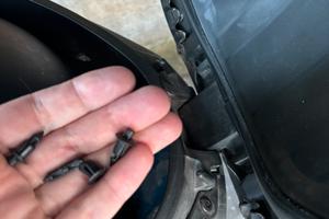 10 Viti rivetti a clip per Honda SH ed altri motor