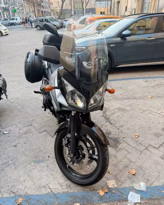 Suzuki V Strorm   650