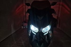 Yamaha X-Max 250 - 2016