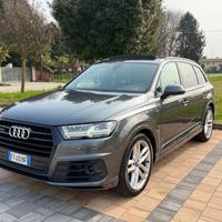Audi Q7 50 TDI QUATTRO S LINE TETTO PANORAMICO
