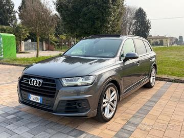 Audi Q7 50 TDI QUATTRO S LINE TETTO PANORAMICO