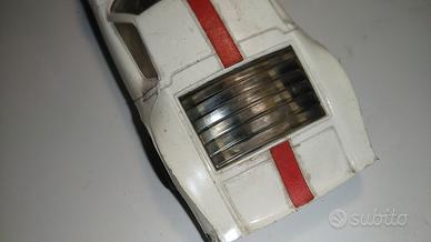 Policar polistil miura