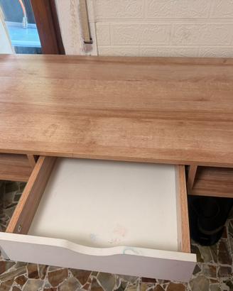 Scrivania 120 cm effetto legno con cassetto e vani
