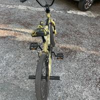 BMX Casadei militare quasi nuova adatta a tutti