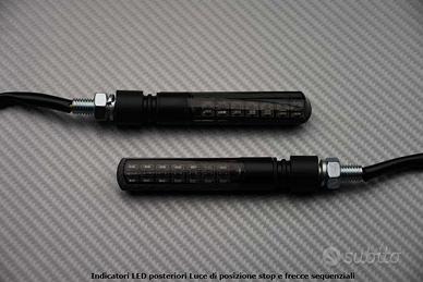 Indicatori LED posteriori e frecce sequenziali