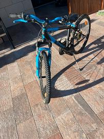 rockrider st500 con ruote da 24"