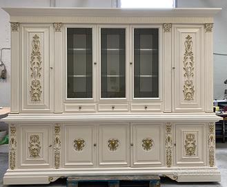 Credenza vintage anni 70, in legno massello.