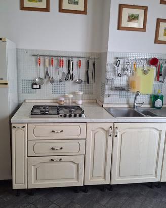 Treviglio cucina e armadio gratis