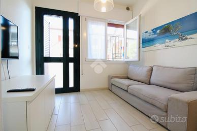 4 LOCALI A JESOLO