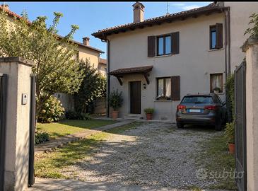 BILOCALE 55 MQ CARATE BRIANZA 