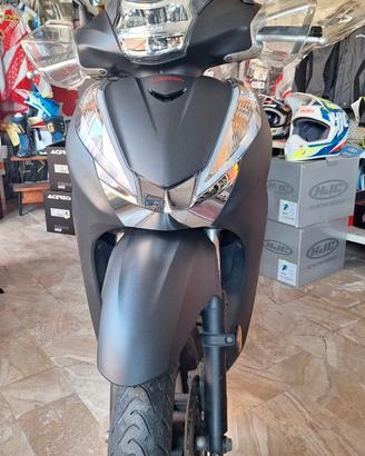 Honda SH300