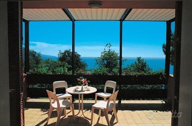 Dal 2/08 al 09/08 bilocale 5 posti Pianeta Maratea