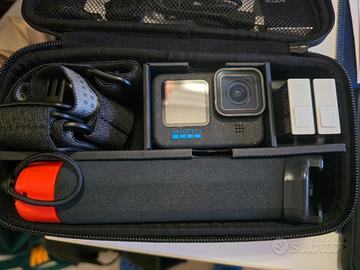 go pro hero 12 Black kit base, batterie e ventosa
