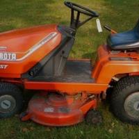 trattorino tagliaerba Kubota benzina motore Kubota
