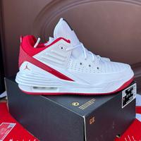 Nike Jordan-Max Aura 5-Nuovi-originali-EU 39