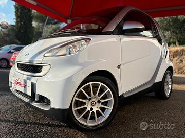 Smart ForTwo 1000 52 kW MHD passion /POCHI KM/USAT