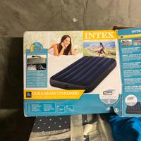 Materasso intex gonfiabile