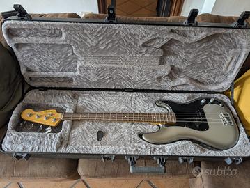Fender Precision American Pro II  - Mercury