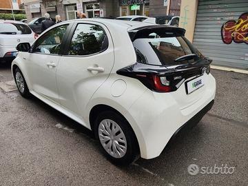 Toyota Yaris 1.5 Hybrid 5 porte Business N1