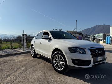 AUDI Q5 1ª serie - 2011
