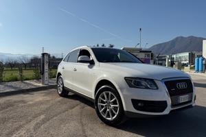 AUDI Q5 1ª serie - 2011