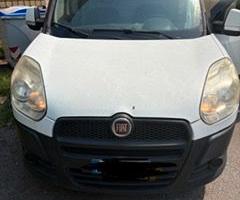 FIAT DOBLO' BENZINA - METANO 2013