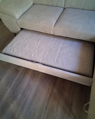 DIVANO LETTO
