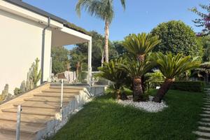 Villa di 505 m² con più di 5 locali e box auto dop