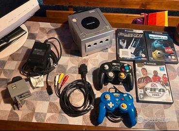 Nintendo GameCube argento completo con giochi