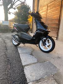 Aprilia SR 50 1999 min.orizz