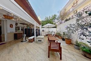 RIFINITA SOLUZIONE INDIPENDENTE CON GIARDINO E SPA