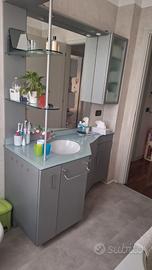 mobile bagno completo di tutto 