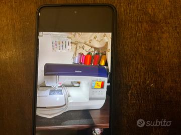 Macchina ricamatrice Brother innov-is NV800E