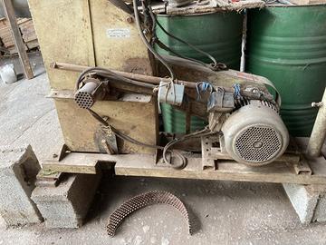 Mulino a coltelli elettr. trifase 7kW vari setacci