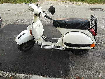 Vespa Px125E