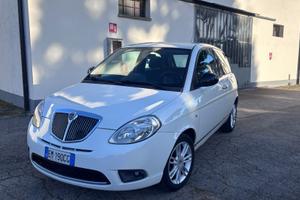 Lancia Ypsilon 1.4 Unyca Ecochic GPL