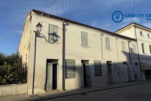 ABITAZIONE DA RISTRUTTURARE