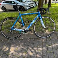 Bici corsa focus