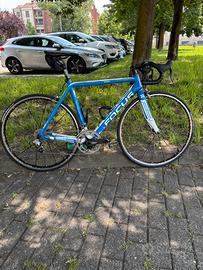 Bici corsa focus