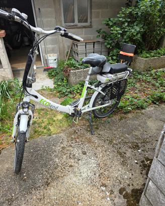 bicicletta elettrica da donna
