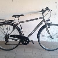 City bike da 28 pollici 