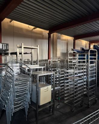 Carrello professionale in acciaio inox con ruote