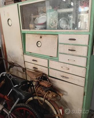 Mobile credenza d'epoca 