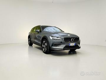 Volvo V60 Cross Country 2.0 B4 Ultimate Awd Auto
