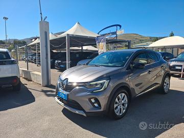 Renault Captur Plug-in Hybrid E-Tech anno 2022