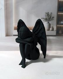 Angelo seduto decorativo – statuetta moderna nera
